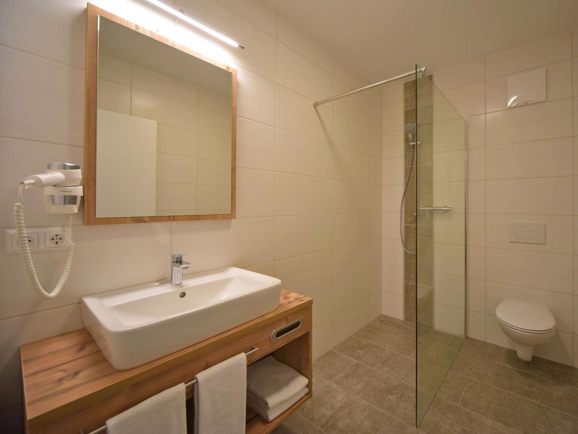 Hotel Berghof Millstatt Ngoại thất bức ảnh